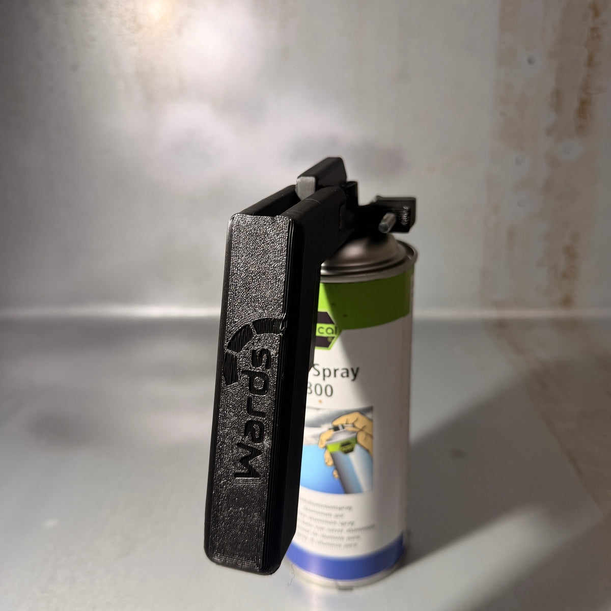 Adjustable Aerosol Trigger Handle + FREE Wall Holder