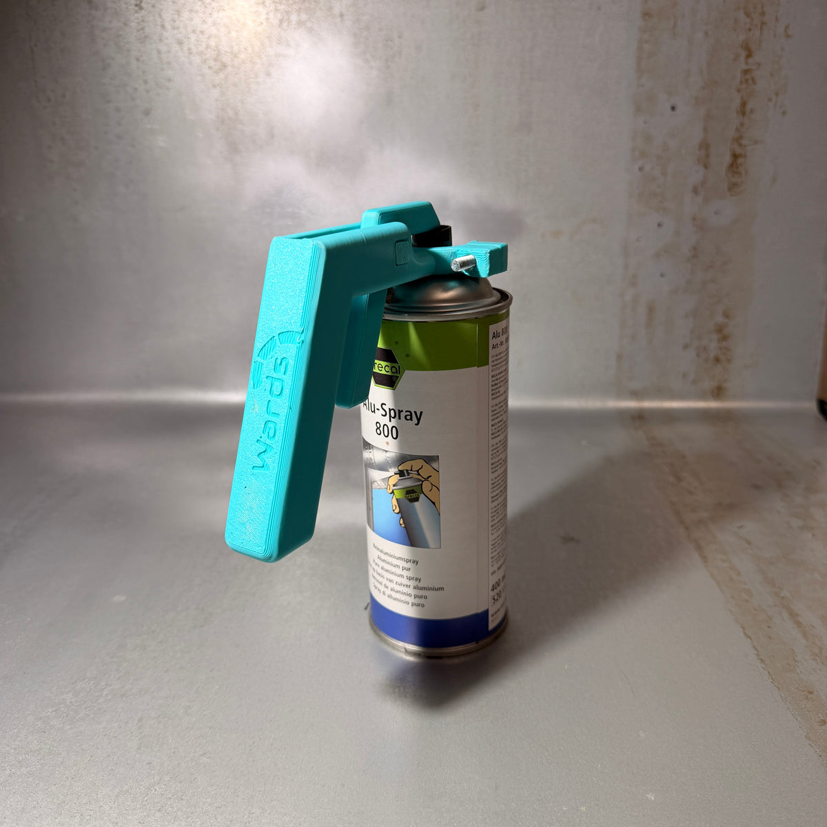 Adjustable Aerosol Trigger Handle + FREE Wall Holder