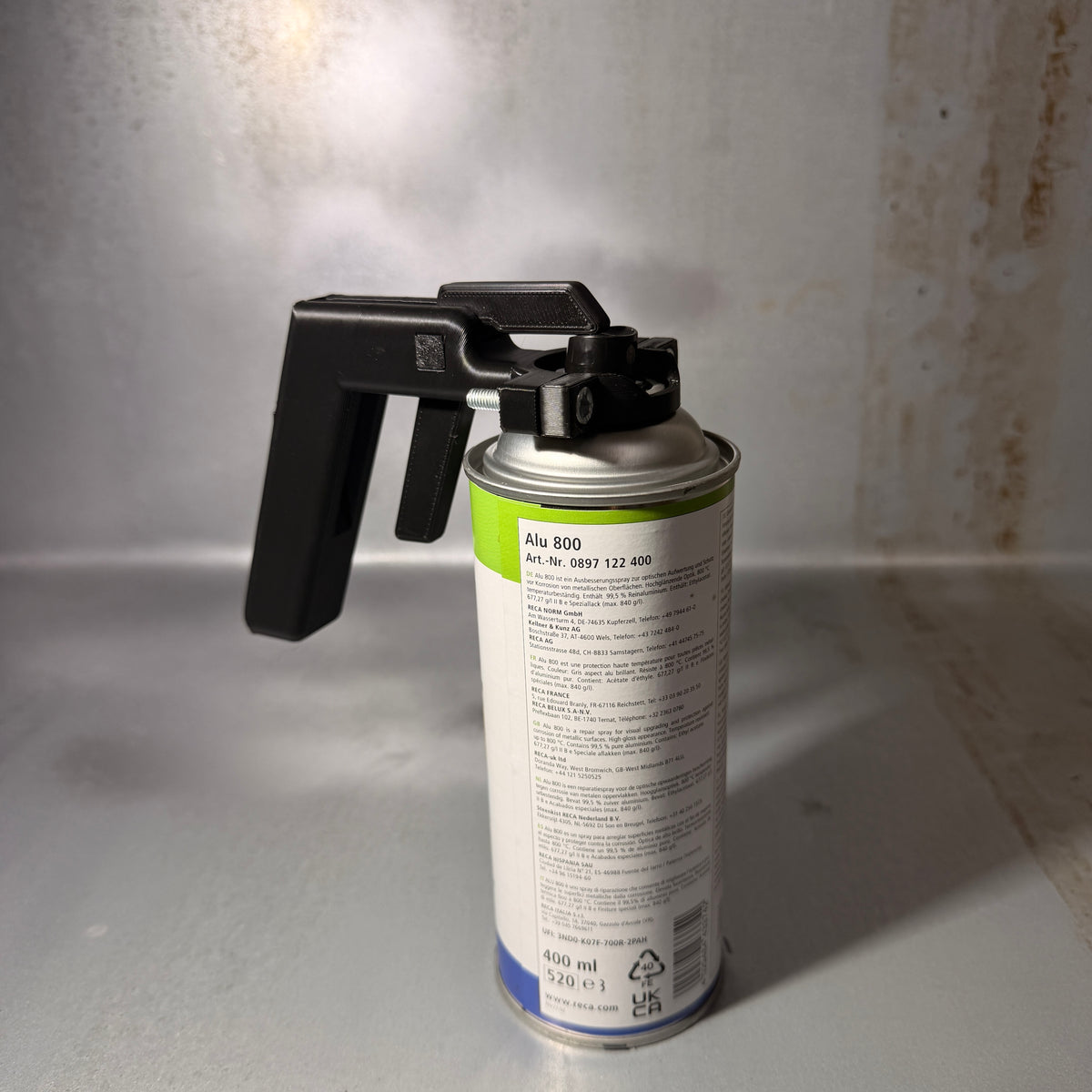 Adjustable Aerosol Trigger Handle + FREE Wall Holder